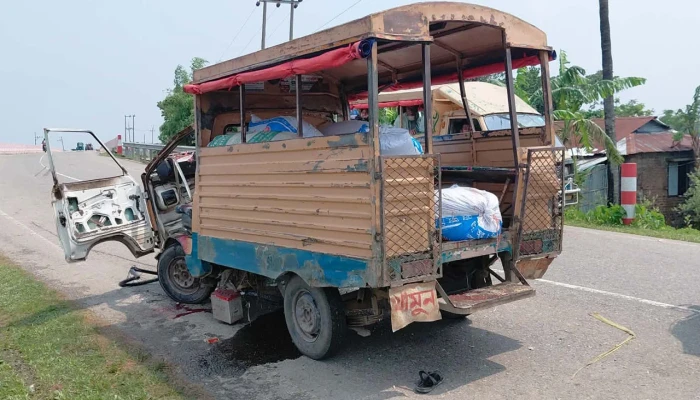 সুনামগঞ্জে বাসের ধাক্কায় লেগুনা চালকসহ নিহত ২, আহত ৫