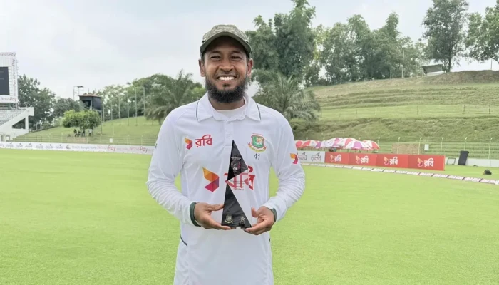 সিরিজ সেরা মুশফিকের কণ্ঠে কঠোর পরিশ্রমের বার্তা