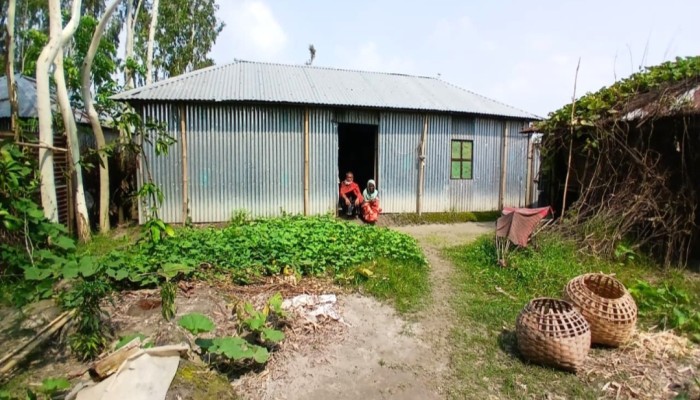 ঈদের আনন্দ নেই কুড়িগ্রামের চরাঞ্চলে, ডিম দিয়েই ঈদ পার