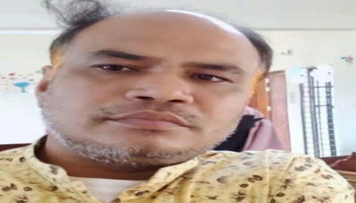বদরগঞ্জে প্রতারণার অভিযোগে প্রভাষক  গ্রেফতার।