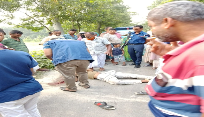 ​আঙুলের ছাপে মিলল পরিচয়, কালীগঞ্জে রাস্তার পাশে পাওয়া মরদেহ ঘিরে রহস্য