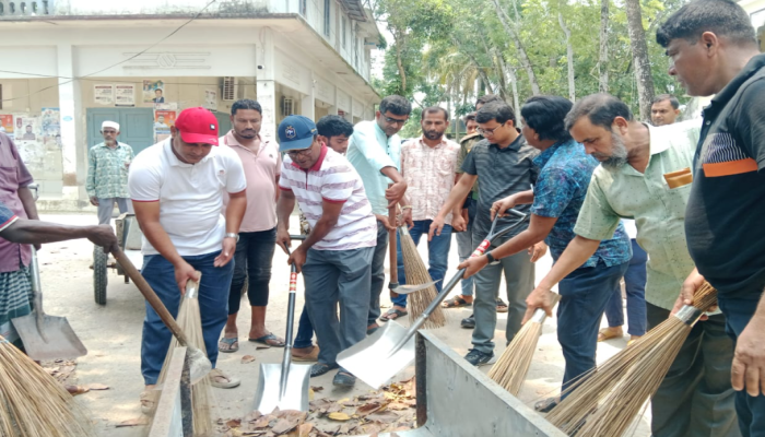 পরিচ্ছন্ন কেন্দুয়া গড়তে প্রশাসন ও বিএনপির উদ্যোগ