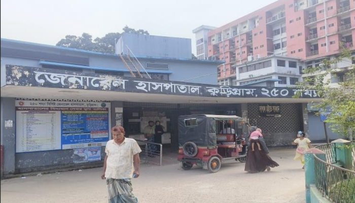 কুড়িগ্রাম সদর হাসপাতালের মেডিকেল বর্জ্য ফেলা হচ্ছে যত্রতত্র, স্বাস্থ্যঝুঁকিতে এলাকাবাসী