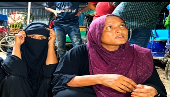 রানার নেতৃত্বে মুগদা-মানিকনগরে কথিত ‘হানি ট্র্যাপ’ চক্রের দুই সদস্য আটক, পুলিশের কাছে হস্তান্তর