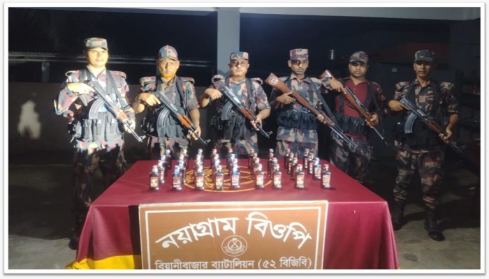 বিয়ানীবাজার সীমান্তে ৩৬ বোতল ভারতীয় মদ আটক