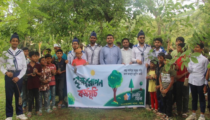 ফুলকুঁড়ি আসর ইবি তারারমেলা শাখার উদ্যোগে গাছের চারা বিতরণ ও মৌসুমী ফল উৎসব অনুষ্ঠিত