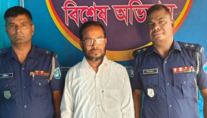 কুড়িগ্রামের উলিপুরে নাশকতার পরিকল্পনার অভিযোগে ইউপি চেয়ারম্যান গ্রেফতার