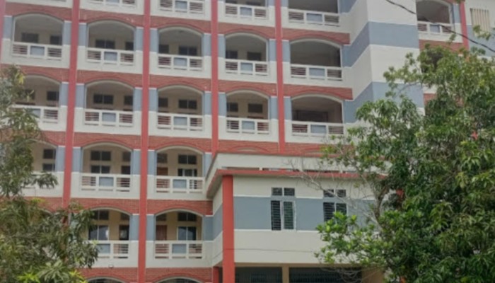 কাউখালীর দুই সরকারি বিদ্যালয়ে চরম শিক্ষক সংকট, গণিত শিক্ষক বদলিতে ক্ষোভ