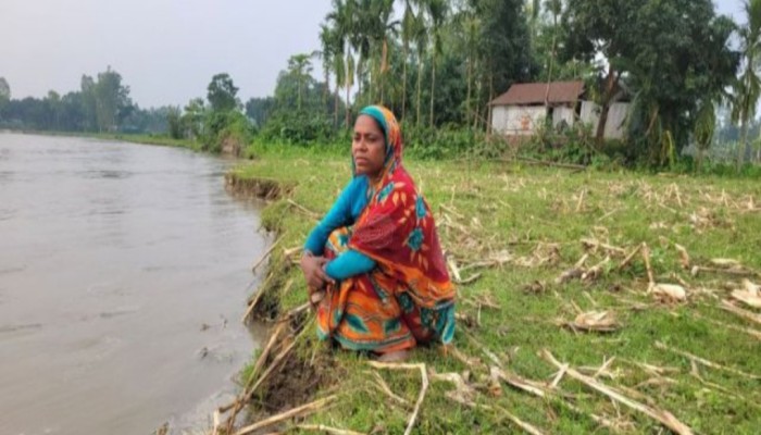 হামার খোঁজ-খবর নেওয়ার কাইয়ো নাই। ভিটাটা রক্ষা করার জন্য কার কাছত যাই'