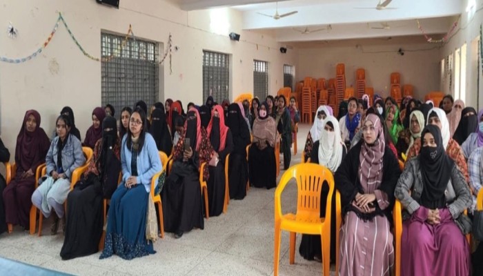 নারী উন্নয়ন প্রকল্প’র নামে প্রতারণা! ৫০০ টাকায় গরু, ৩৫০ টাকায় ল্যাপটপের প্রলোভন
