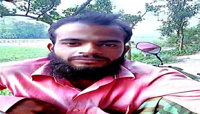 কটিয়াদীতে চাঞ্চল্যকর শফিকুল হত্যার খুনি গ্রেফতার, রক্তমাখা ছুরি উদ্ধার