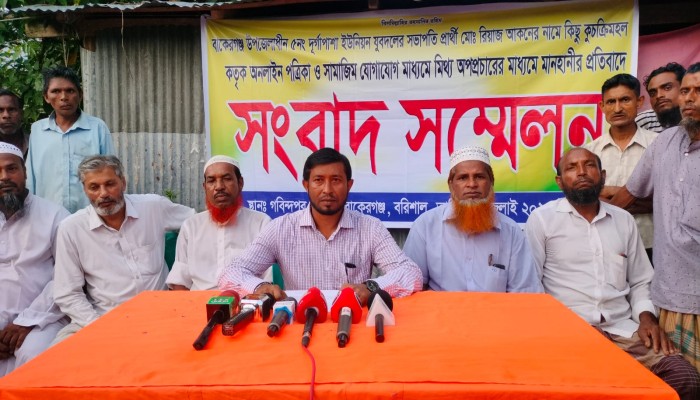 বাকেরগঞ্জের দুর্গাপাশায় বিএনপিতে কলহ চরমে; কুৎসা-প্রচারে রক্তক্ষয়ি সংঘাতের আশঙ্কা
