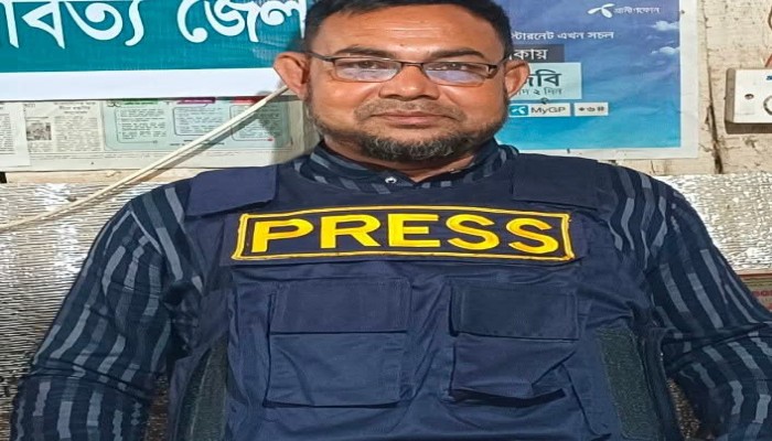 নাইক্ষ‍্যংছড়িতে সাংবাদিক আব্দুর রশিদের মটরসাইকেল চুরি