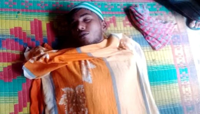 কুমারখালীতে ব্রাজিল সমর্থকের ঝুলন্ত মরদেহ উদ্ধার, স্থানীয়রা মনে করছেন ব্রাজিল হেরে যাওয়ায় আত্মহত্যা