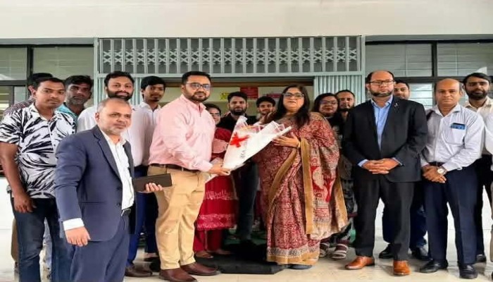 শান্তিগঞ্জ উপজেলা স্বাস্থ্য কমপ্লেক্স পরিদর্শনে স্বাস্থ্য অধিদপ্তরের অতিরিক্ত মহাপরিচালক; এনসিডি কর্নারের কার্যক্রমে সন্তোষ