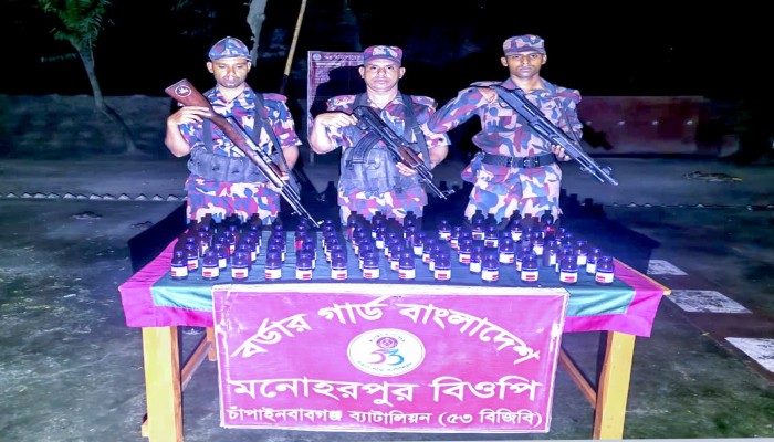 চাঁপাইনবাবগঞ্জ সীমান্তে ৫৩ বিজিবির দুইটি অভিযানে বিপুল পরিমাণ মাদক জব্দ