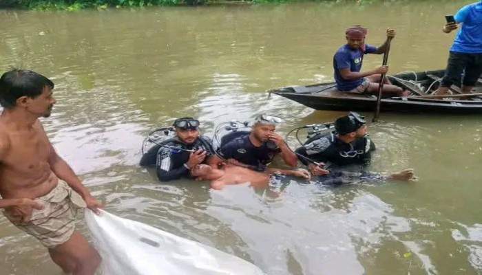 খালে পড়ে বুদ্ধি প্রতিবন্ধী যুবকের মৃত্যু