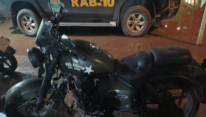 রাজধানীর যাত্রাবাড়ী এলাকা হতে ০৪ টি চোরাই মোটরসাইকেল পরিত্যক্ত অবস্থায় উদ্ধার করেছে র‌্যাব-১০