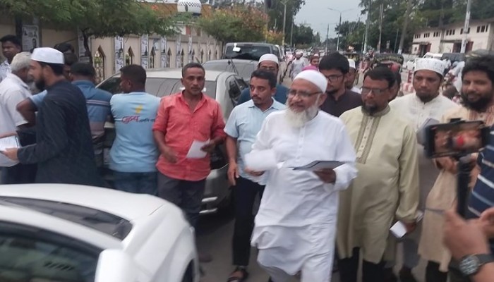 বিভাগীয় সমাবেশের প্রচারপত্র বিতরণ ও গণসংযোগ করলো বরিশাল জেলা জামায়াত