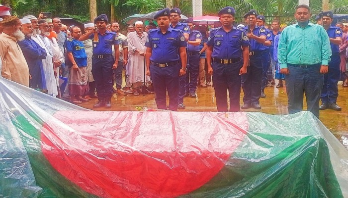 রাষ্ট্রীয় মর্যাদায় শেষ বিদায় পেলেন কাউখালীর বীর মুক্তিযোদ্ধা  শাহাদাৎ হোসেন