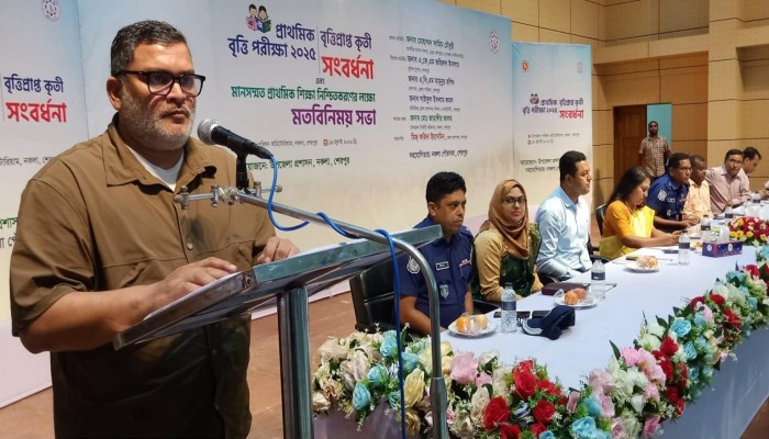 নকলায় প্রাথমিকে বৃত্তিপ্রাপ্ত শিক্ষার্থীদের সংবর্ধনা