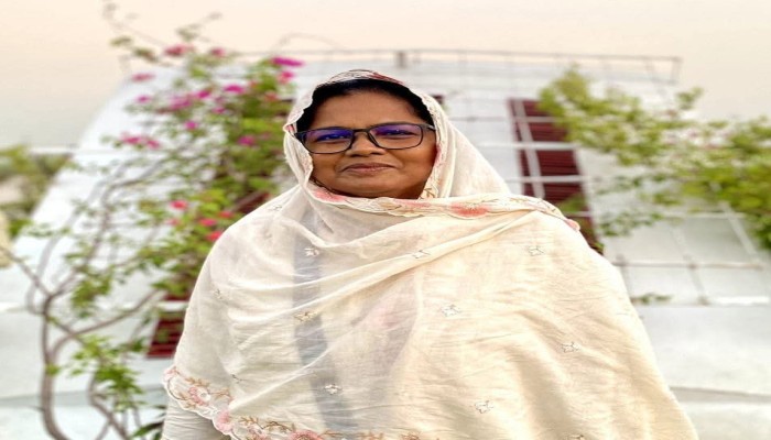 প্রতিষ্ঠান প্রধাণ ‍হুরার বিরুদ্ধে, মানছেনা মন্ত্রনালয়ের নির্দেশনাও