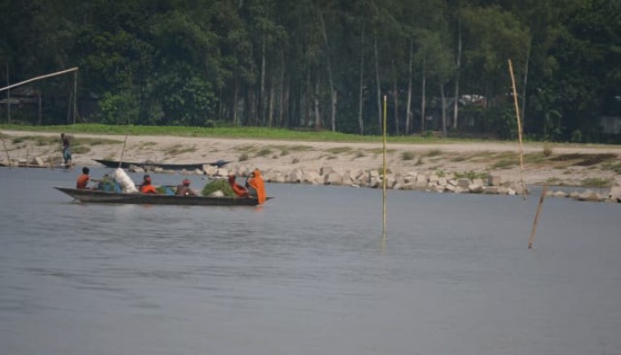 বাল্যবিবাহ পর্ব-১; কুড়িগ্রামের দ্বীপচরে প্রাথমিকেই বাল্যবিয়ে, এই গন্ডি পেরুলেই আর হয় না বিয়ে