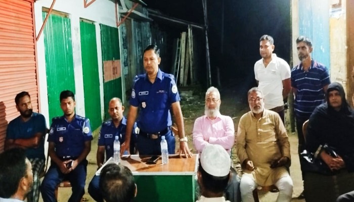 কাউখালীতে পুলিশের উদ্যোগে আইন-শৃঙ্খলা সভা: মাদক, বাল্যবিবাহ ও অপরাধ দমনে সম্মিলিতভাবে কাজ করার আহ্বান