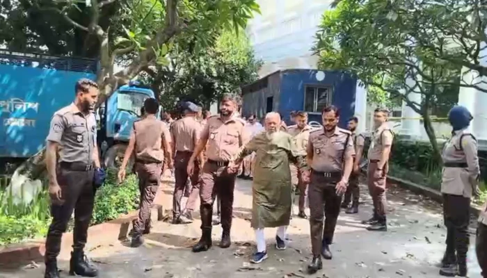 জুলাই গ'ণ''হ'ত্যা মা'ম'লা'য় সাবেক এমপি-মন্ত্রীসহ ১০ জন ট্রা'ই'ব্যু'না'লে