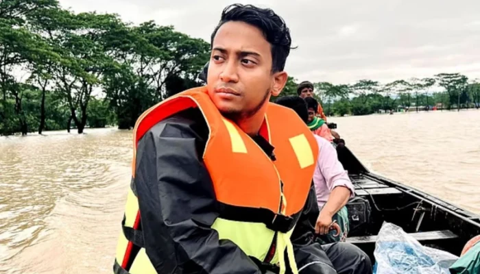 আমরা যে রাস্তা দিয়ে ফিরব, সেটি পুরো ধ'সে গেছে: নেপাল থেকে তাসরিফ খান