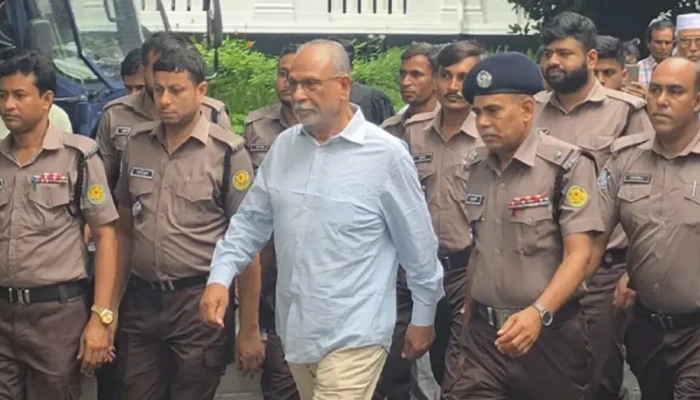হাসানুল হক, দীপু মনি-লতিফ সিদ্দিকীসহ ১১ আ'সা'মি ট্রা'ই'ব্যু'না'লে হাজির