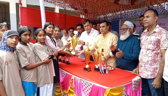 জামালপুরে জাতীয় গ্রীষ্মকালীন ক্রীড়া প্রতিযোগিতার সমাপনী ও পুরস্কার বিতরণ অনুষ্ঠিত