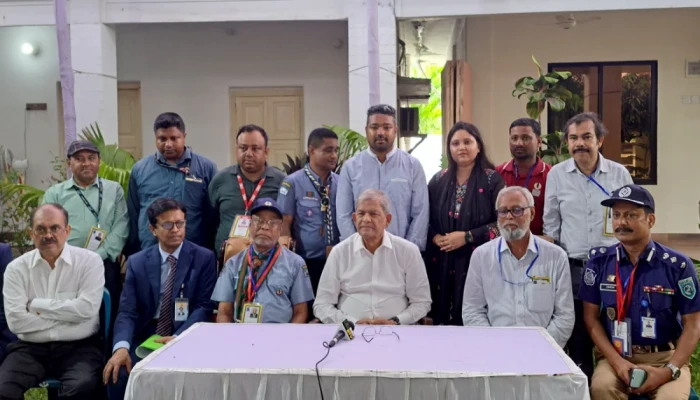 রাষ্ট্রপতির সঙ্গে ঠাকুরগাঁও প্রেস ক্লাবের নির্বাহী পরিষদের সদস্যদের মতবিনিময়
