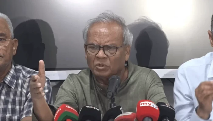 অন্য দেশের তুলনায় বাংলাদেশে তেলের দাম অনেক কম: রিজভী