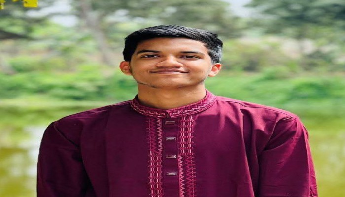 নিরাপত্তা নিয়ে কুমিল্লার এএসপির আশ্বাসের রাতেই ছিনতাইয়ের শি'কা'র কুবি শিক্ষার্থী