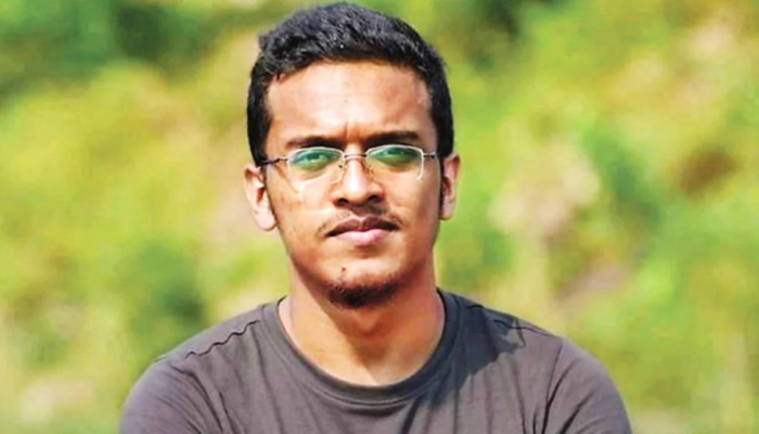 কী ছিল সেই স্ট্যাটাসে, যে কারণে শাহাদাত বরণ করতে হয়েছিল আবরার ফাহাদকে