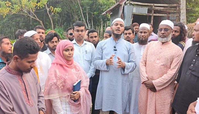​নদীভা'ঙ'ন, জলাবদ্ধতা ও জনদু'র্ভো'গ নিরসনে টেকসই উন্নয়নে দক্ষিণাঞ্চলের মানুষের জীবনমানের পরিবর্তন আসবে - ড. শফিকুল ইসলাম মাসুদ এমপি