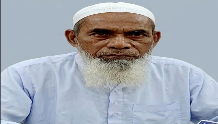আদালতের বারান্দায় ৮ বছর: জমি হা'রি'য়ে হু'ম'কি'র মুখে ঈশ্বরগঞ্জের বৃদ্ধ চাঁন মিয়া