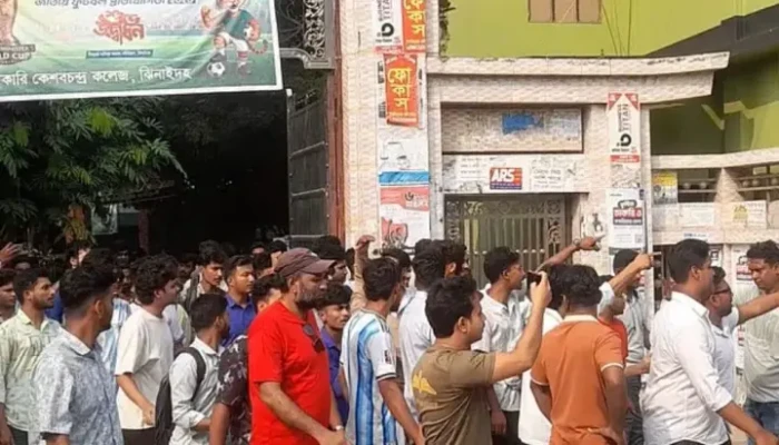 ছাত্রদল-শিবির উ'ত্তে'জ'না, কেসি কলেজে পাঠদান বন্ধ