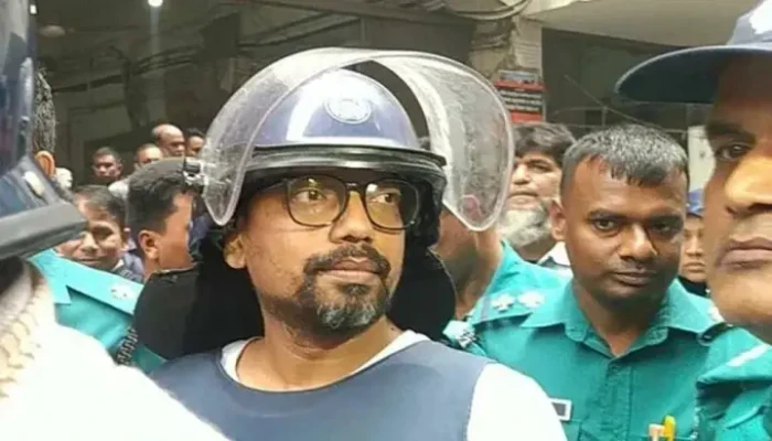 ‘লিফট কি শুধু আমাদের জন্য বন্ধ?’ আদালতে ক্ষো'ভ পলকের