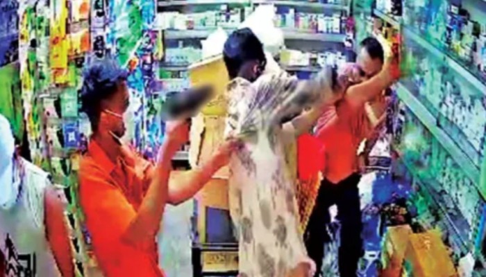 পল্লবীতে শাটার ফেলে ব্যবসায়ীর ওপর হা'ম'লা, আ'ত'ঙ্কে স্থানীয়রা