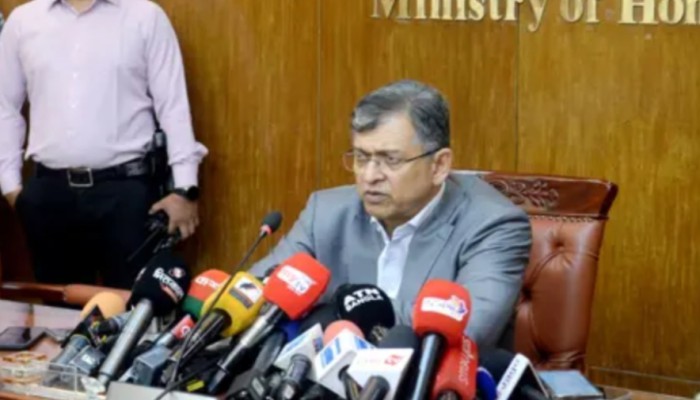 রোহিঙ্গা ক্যাম্পের দুই পাহাড়ে হবে সেনা ক্যাম্প: স্বরাষ্ট্রমন্ত্রী