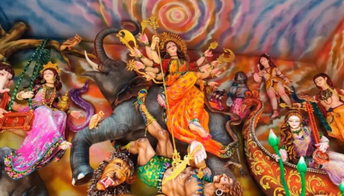 ১৬০ প্রতিমায় রামায়ণ-মহাভারতের কাহিনি