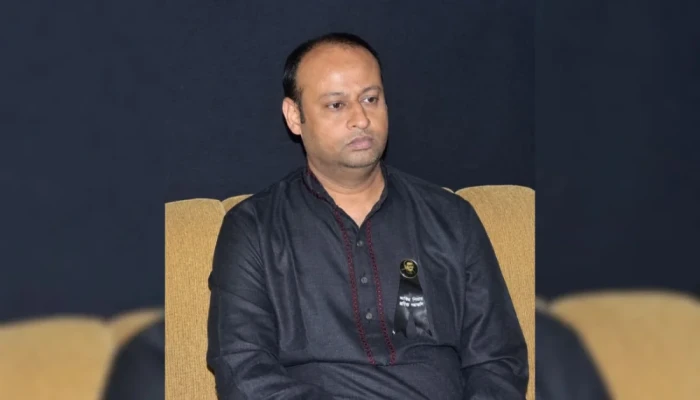 কলকাতায় মা'রা গেছেন নি'ষি'দ্ধ ছাত্রলীগের সাবেক সাধারণ সম্পাদক