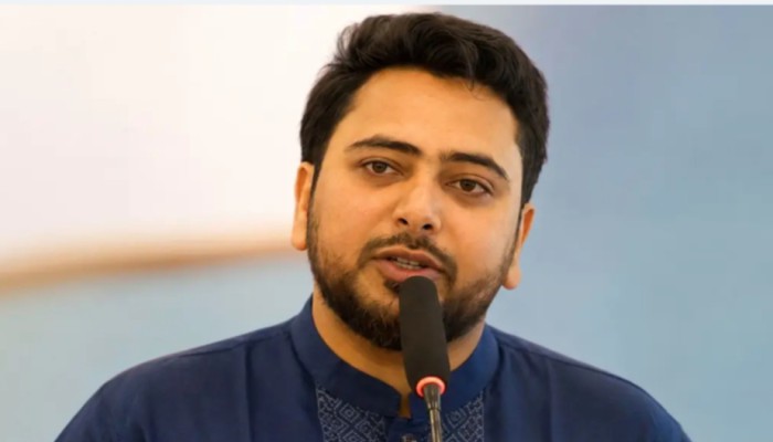 আন্দোলনরত ভারতের তরুণদের সঙ্গে আমরা দৃঢ় সংহতি প্রকাশ করছি : নাহিদ ইসলাম
