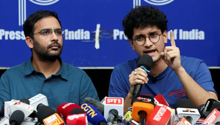 ল'ড়া'ই চলবে, মোদি সরকারের প'ত'ন শিগগিরই : ককরোচ জনতা পার্টি