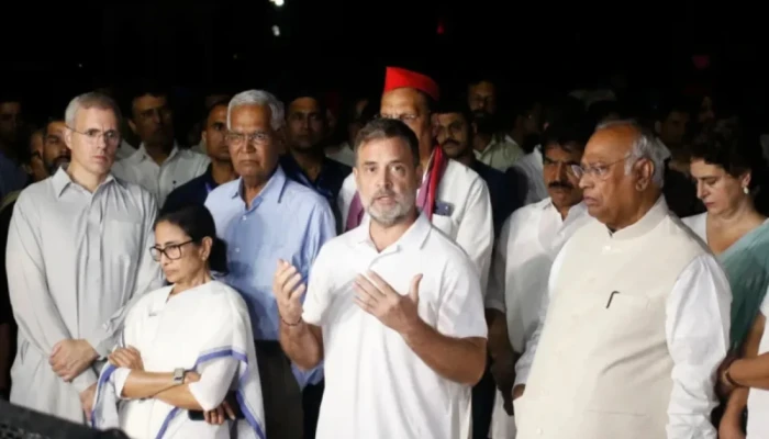 দিল্লিতে বড় বি'ক্ষো'ভে'র ডাক ইন্ডিয়া জোটের, থাকবেন মমতা-রাহুল