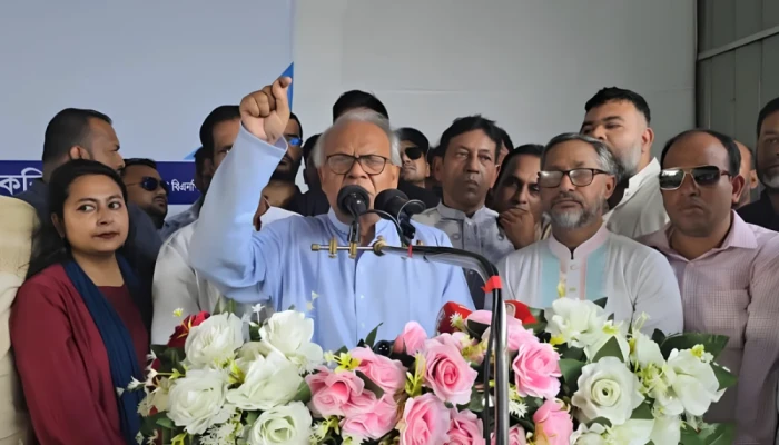 স্বৈ'রা'চা'রের দো'স'র'রা ইউনূসকে অ'প'মা'ন করার মধ্য দিয়ে দেশের মর্যাদাকেই ক্ষুণ্ণ করেছে: রিজভী