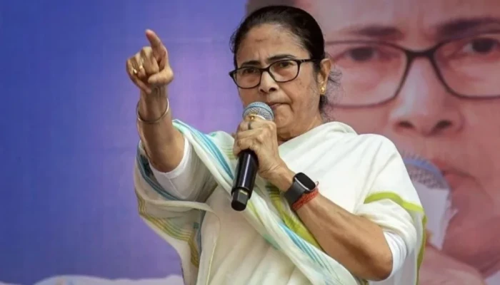 পুরো প্রজন্মকে ভ'য় দেখিয়ে স্ত'ব্ধ করার চেষ্টা চলছে: মমতা বন্দ্যোপাধ্যায়