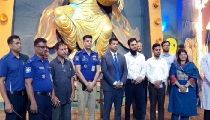 বোয়ালখালীতে দুর্গাপূজার নিরাপত্তাব্যবস্থা পরিদর্শনে ডিসি-এসপি